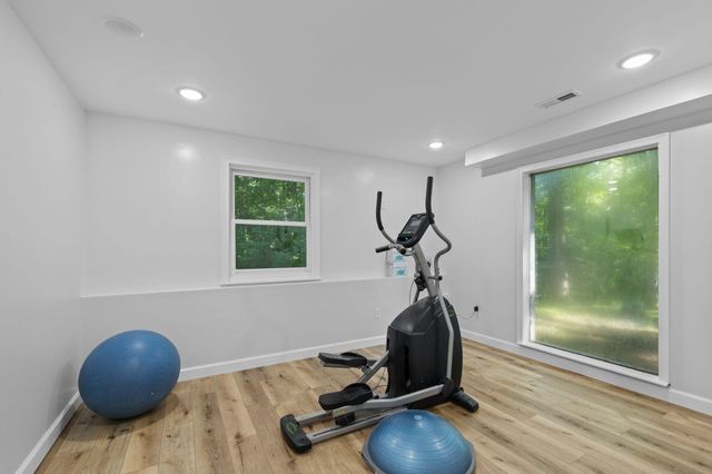 7105 W RIVER OAKS RD, Columbia, MO 65203