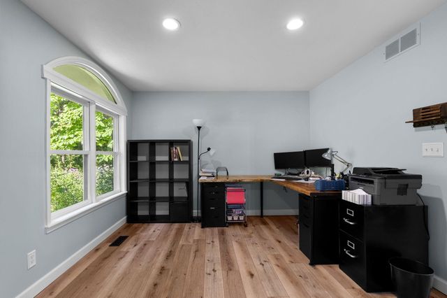 7105 W RIVER OAKS RD, Columbia, MO 65203