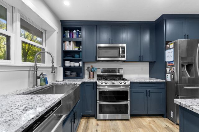 7105 W RIVER OAKS RD, Columbia, MO 65203