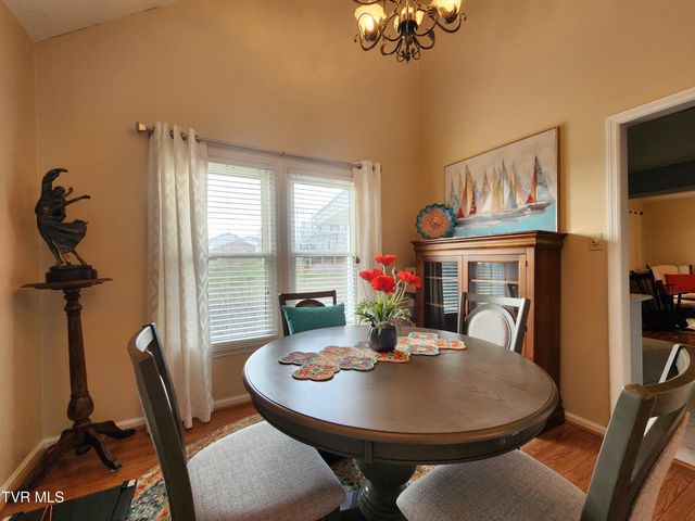 15512 Woodstone Circle, Bristol, VA 24202