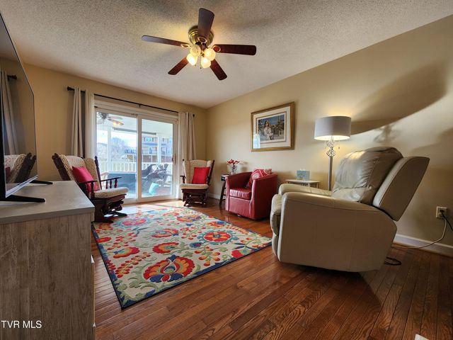 15512 Woodstone Circle, Bristol, VA 24202