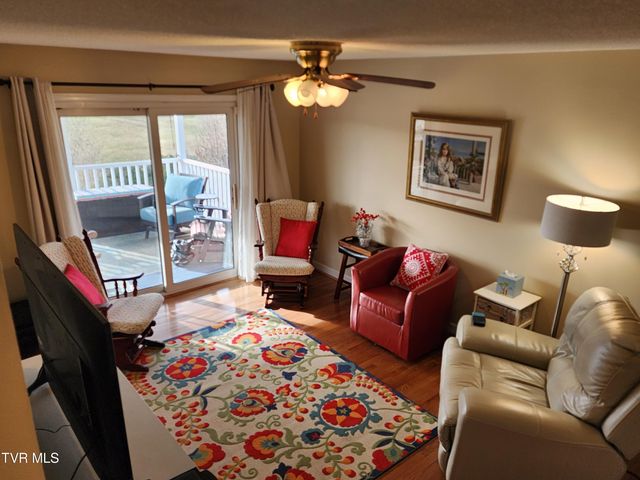 15512 Woodstone Circle, Bristol, VA 24202