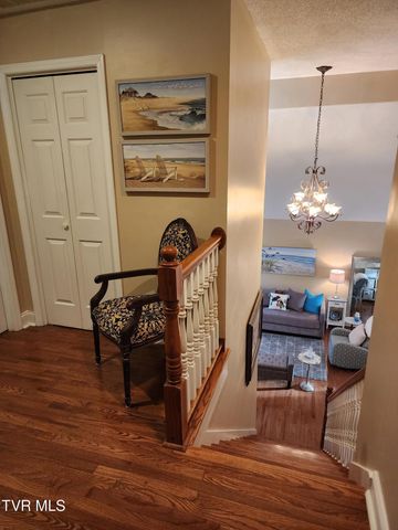 15512 Woodstone Circle, Bristol, VA 24202