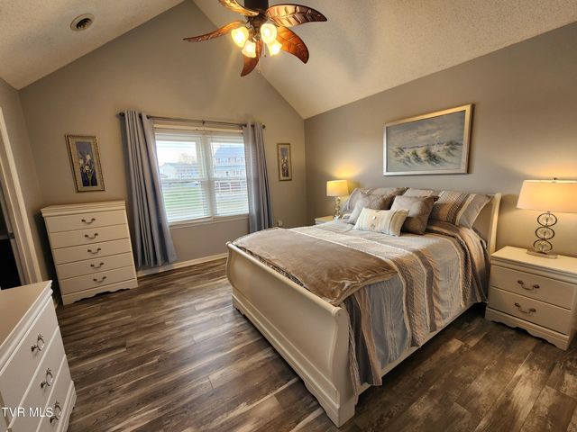 15512 Woodstone Circle, Bristol, VA 24202