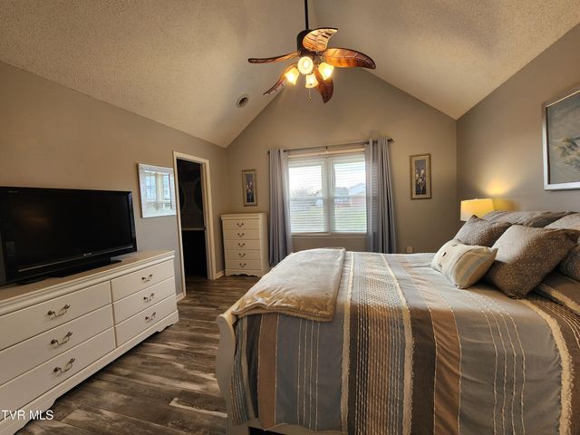 15512 Woodstone Circle, Bristol, VA 24202