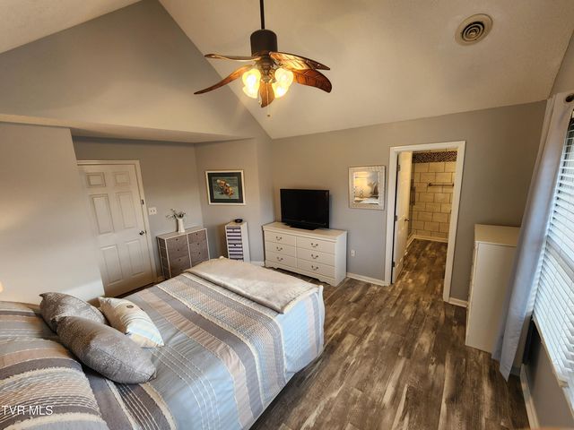 15512 Woodstone Circle, Bristol, VA 24202