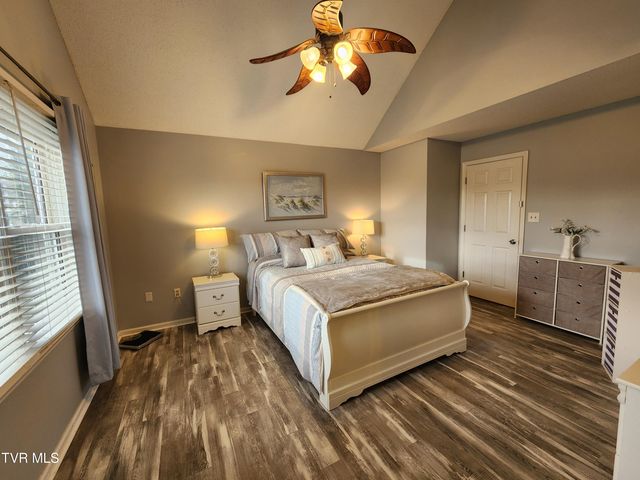 15512 Woodstone Circle, Bristol, VA 24202