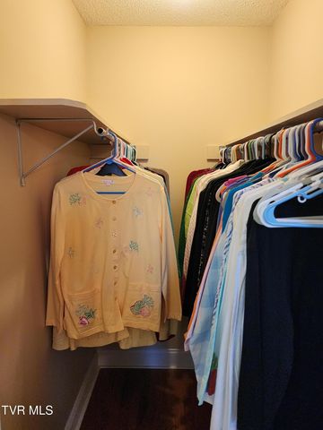 15512 Woodstone Circle, Bristol, VA 24202