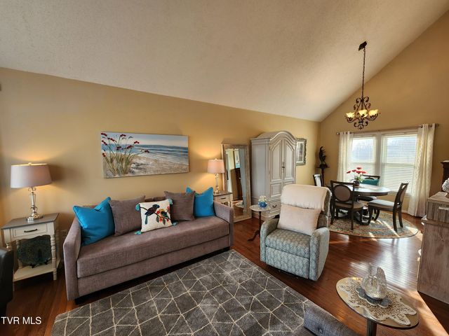 15512 Woodstone Circle, Bristol, VA 24202