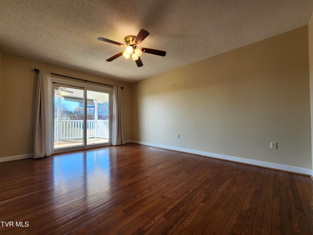 15512 Woodstone Circle, Bristol, VA 24202