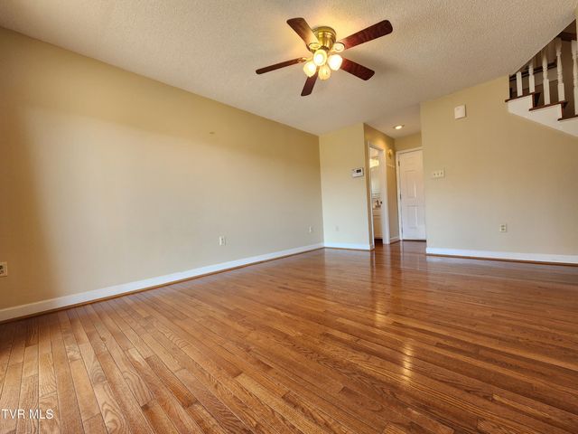 15512 Woodstone Circle, Bristol, VA 24202