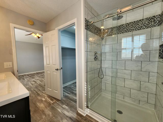 15512 Woodstone Circle, Bristol, VA 24202