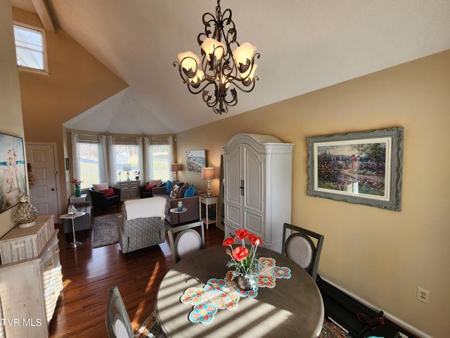 15512 Woodstone Circle, Bristol, VA 24202