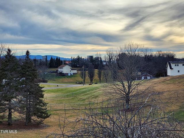 15512 Woodstone Circle, Bristol, VA 24202