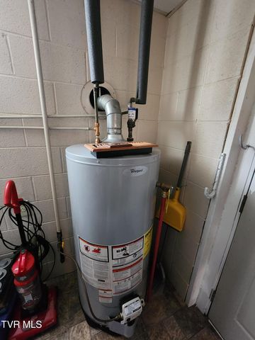 15512 Woodstone Circle, Bristol, VA 24202