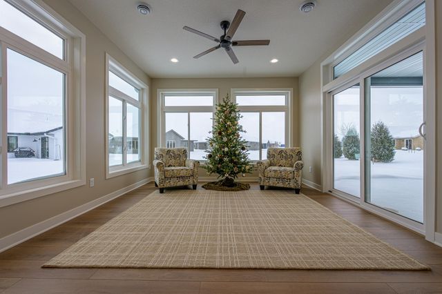 1308 Sherwood Street SE, Hutchinson, MN 55350