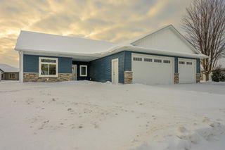 1308 Sherwood Street SE, Hutchinson, MN 55350