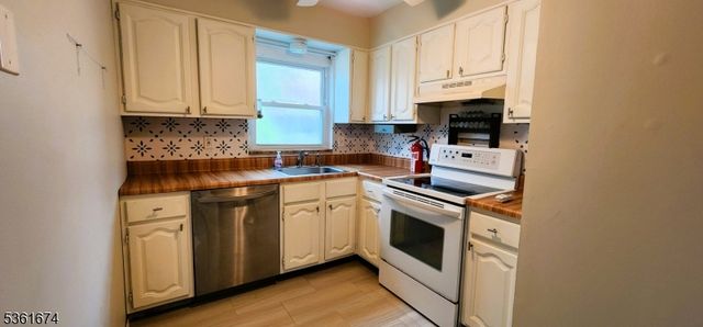 210 W Elizabeth Ave, Linden City, NJ 07036