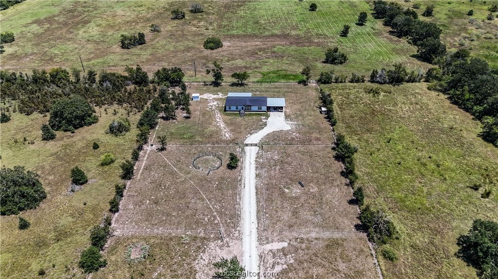 2424 Bridges Road, Normangee, TX 77871 — exterior