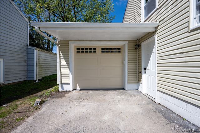 333 Lamarck Drive, Amherst, NY 14226