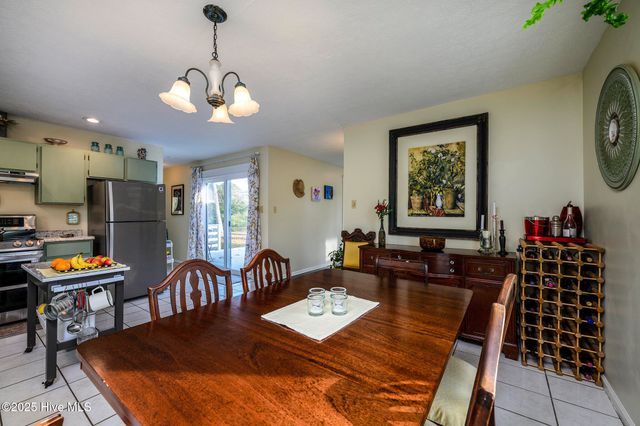 608 Church Street, Oriental, NC 28571