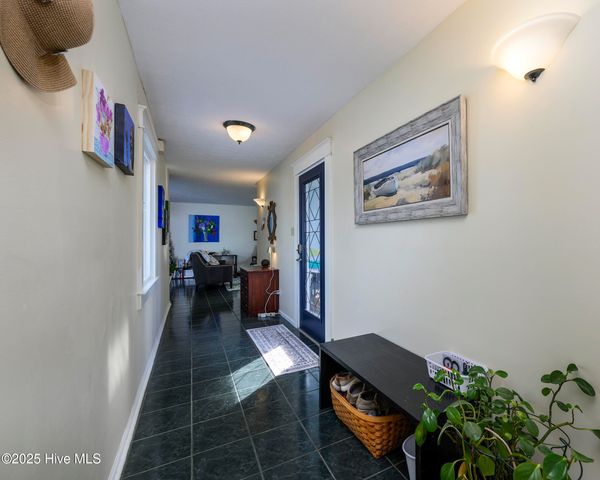 608 Church Street, Oriental, NC 28571