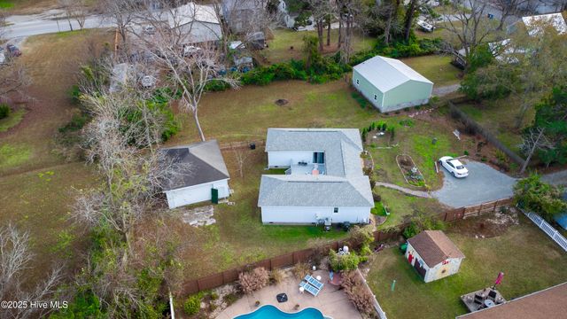 608 Church Street, Oriental, NC 28571