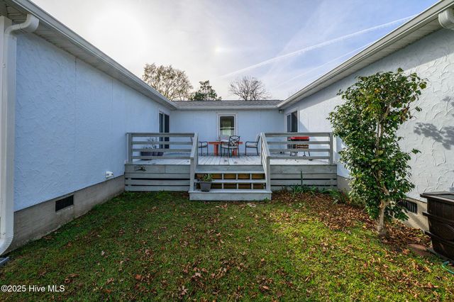 608 Church Street, Oriental, NC 28571