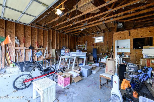 608 Church Street, Oriental, NC 28571