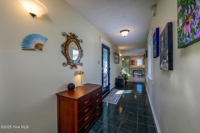 608 Church Street, Oriental, NC 28571