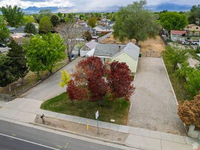 8686 S TEMPLE DR, West Jordan, UT 84088