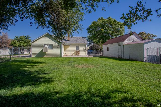 8686 S TEMPLE DR, West Jordan, UT 84088