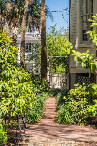 67 Warren Street, Charleston, SC 29403