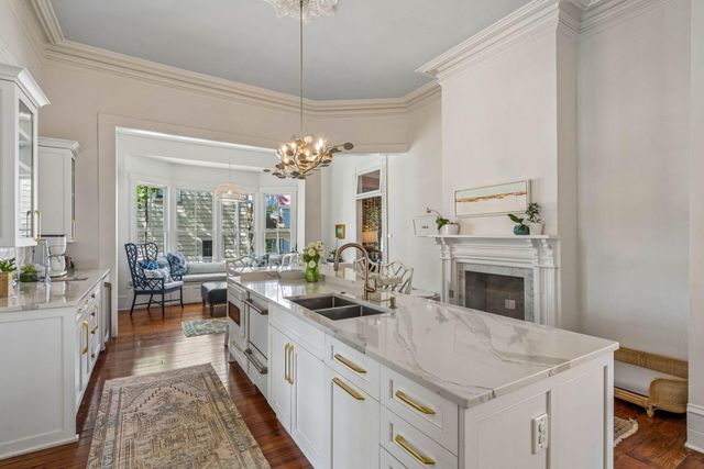 67 Warren Street, Charleston, SC 29403