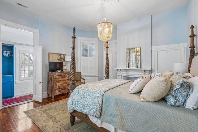 67 Warren Street, Charleston, SC 29403