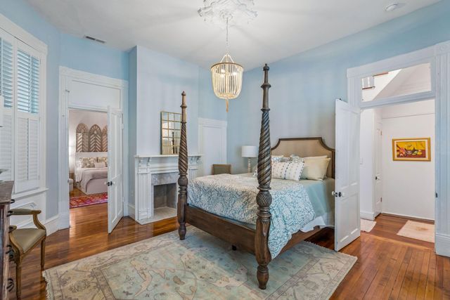 67 Warren Street, Charleston, SC 29403