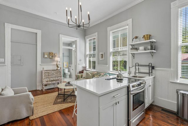 67 Warren Street, Charleston, SC 29403