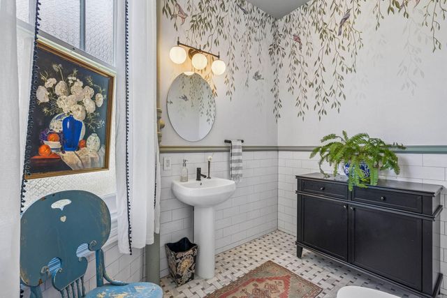 67 Warren Street, Charleston, SC 29403