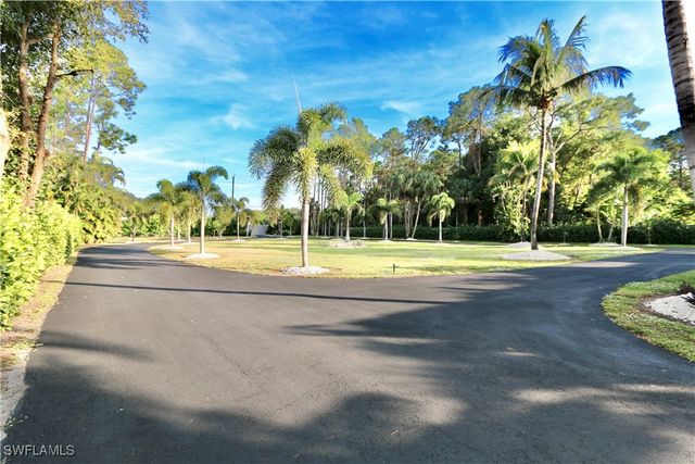 2061 Santa Barbara BLVD, Naples, FL 34116