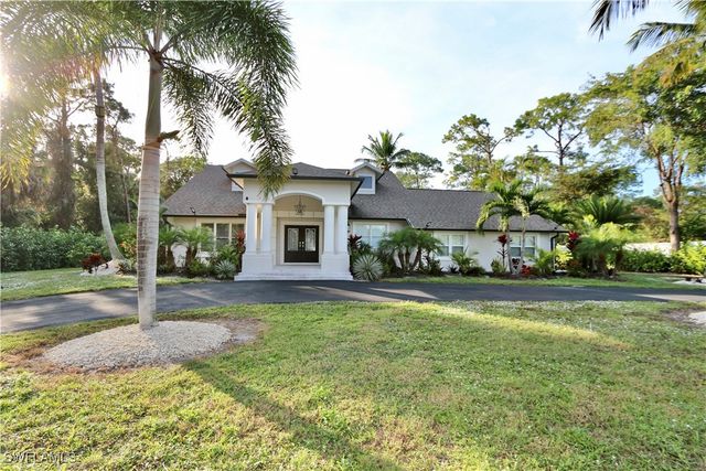 2061 Santa Barbara BLVD, Naples, FL 34116