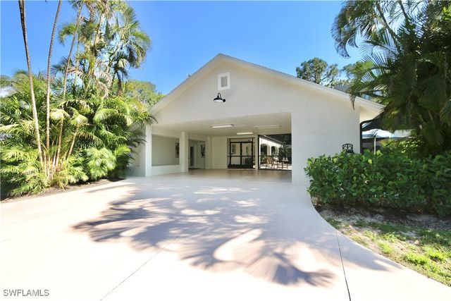 2061 Santa Barbara BLVD, Naples, FL 34116