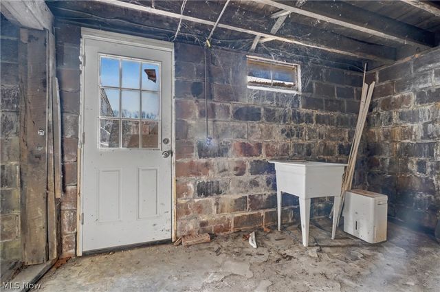 2775 S Bandy Road, Alliance, OH 44601