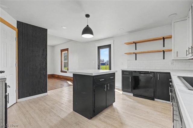 2775 S Bandy Road, Alliance, OH 44601