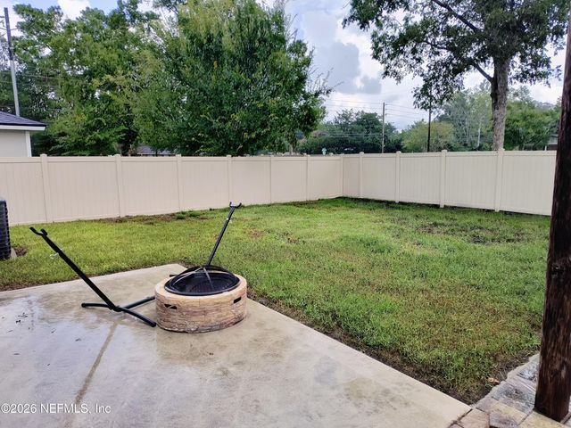 1211 SARAHS LANDING Drive, Jacksonville, FL 32221