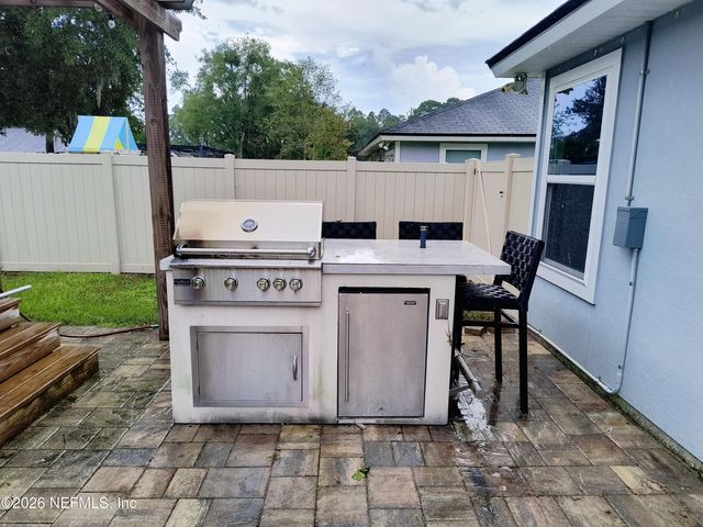 1211 SARAHS LANDING Drive, Jacksonville, FL 32221