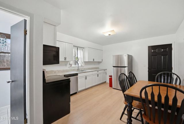 17-19 Henry Street, Guilderland, NY 12203