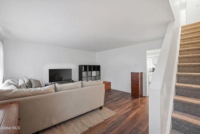 17-19 Henry Street, Guilderland, NY 12203