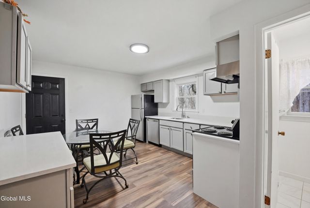 17-19 Henry Street, Guilderland, NY 12203