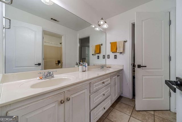 1859 Alcovy Shoals Bluff, Lawrenceville, GA 30045