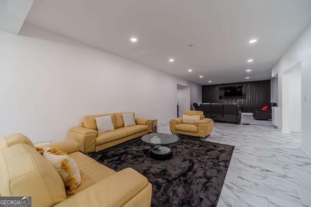 1859 Alcovy Shoals Bluff, Lawrenceville, GA 30045